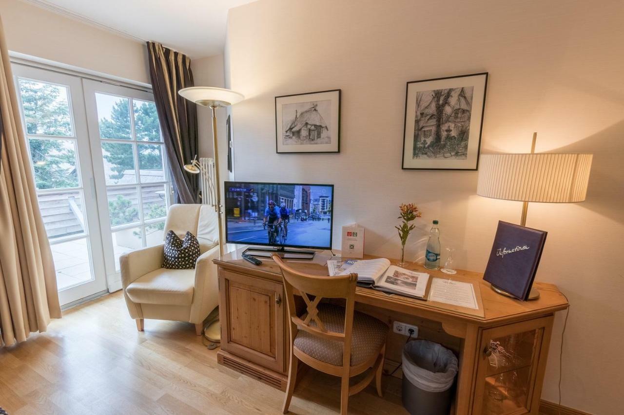Romantik Hotel Namenlos Ahrenshoop Ngoại thất bức ảnh